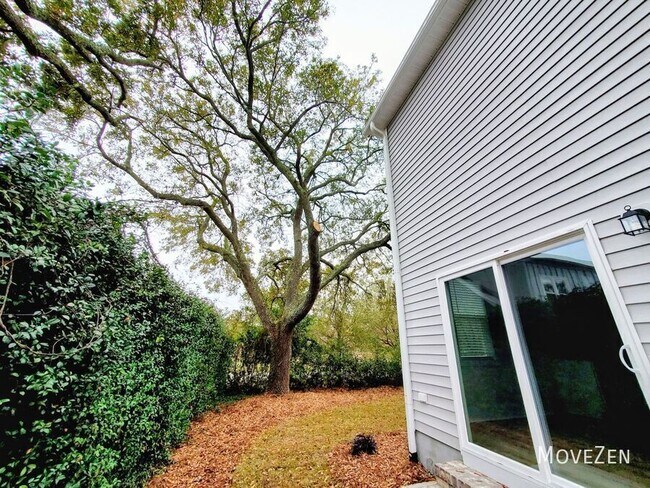 Building Photo - 6504 Oak Canopy Dr