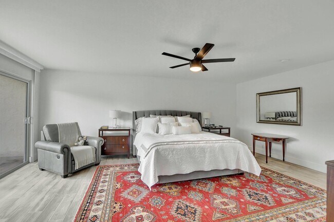 Building Photo - 7477 Campo Florido