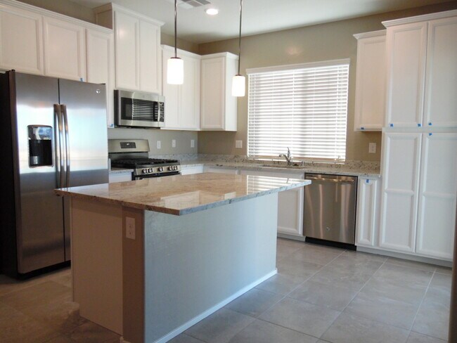 Building Photo - Mountains Edge - Watermarke