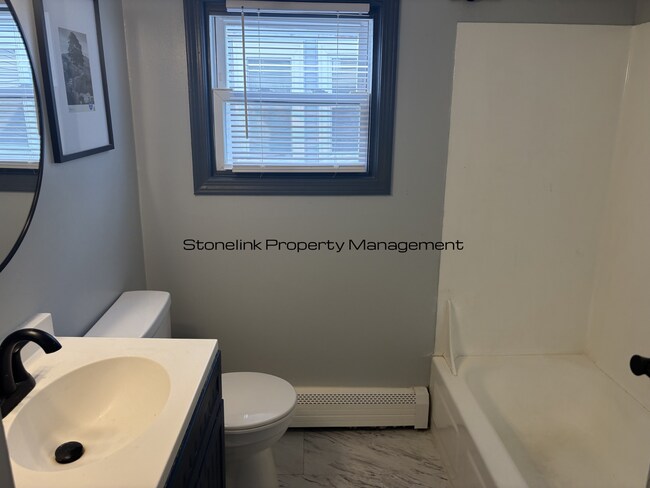 Building Photo - 55 Paradis Ave