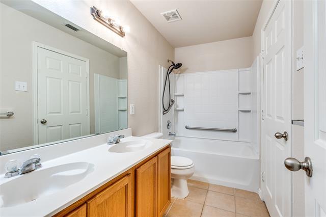 Building Photo - 1909 Diamond Lake Trail