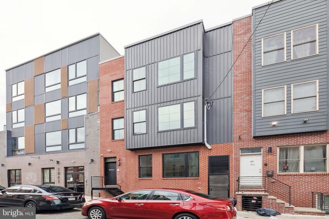 Building Photo - 1840 N Gratz St