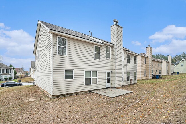 Building Photo - Fully Renovated 5BR/3BA Home in Fairburn!