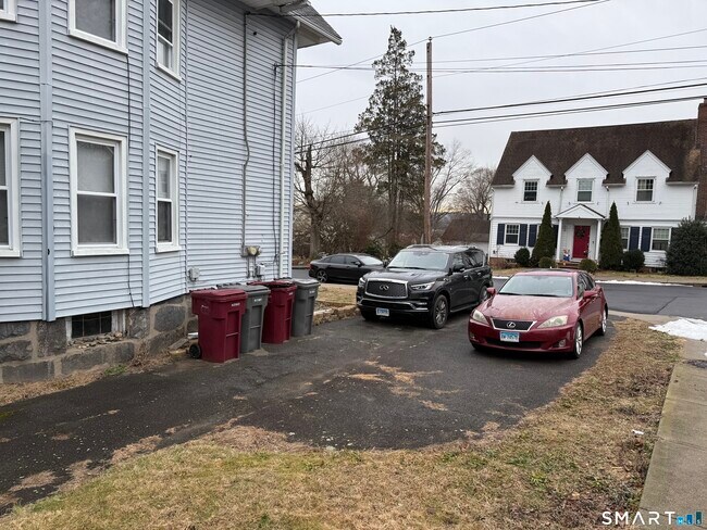 Building Photo - 113 Trowbridge Pl