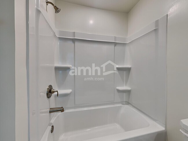 Building Photo - 1617 Lamplighter Ln