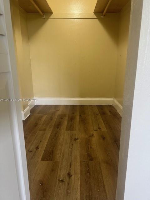 Building Photo - 10000 NW 80th Ct