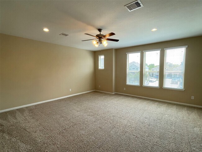 Building Photo - 10418 Quiet Courtyard Rd