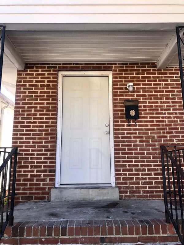 Building Photo - 623 Hazelhurst Ave