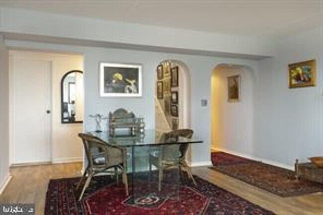 Building Photo - Bi-Level Penthouse with 3 Balconies & Delaware River Views | 3 Bed, 3 Bath | Society Hill