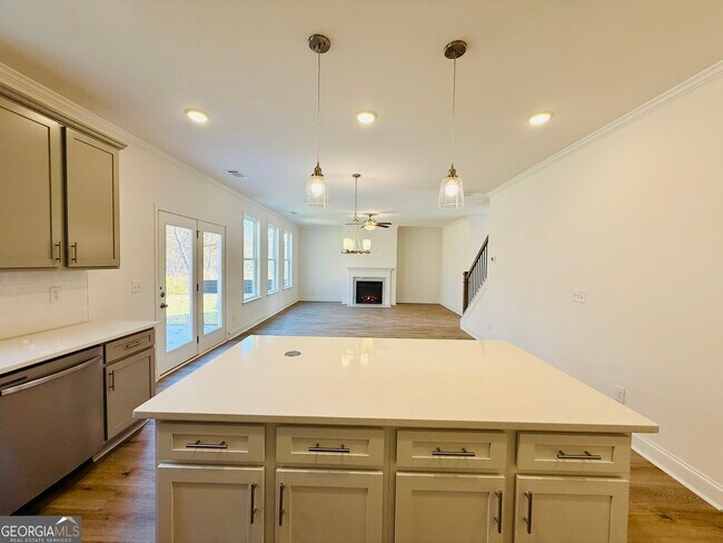 Building Photo - 7267 Millbrae Walk