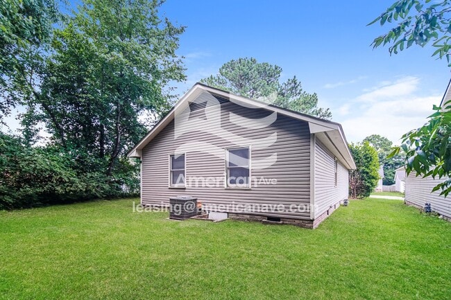 Building Photo - 625 Jennings Farm Rd