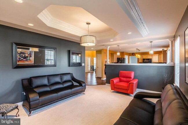 Building Photo - 16397 Topsail Ln