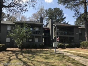 Building Photo - 2 Bedroom, 2 Bath Apartment