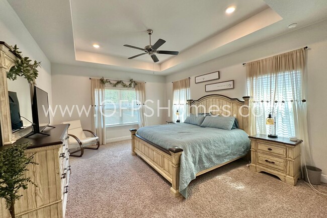 Building Photo - 8090 Silver Maple Dr