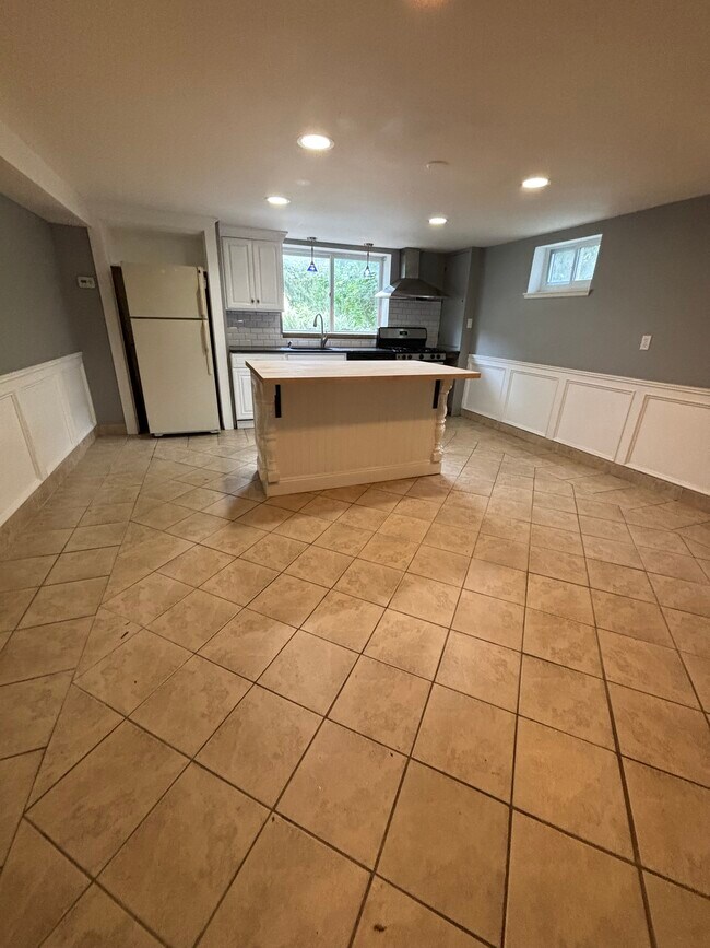 Building Photo - 52 Post St