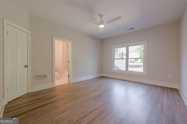 Building Photo - 2555 Chattahoochee Ln