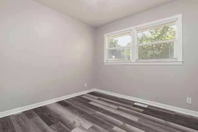 Building Photo - 1209 S 45th St