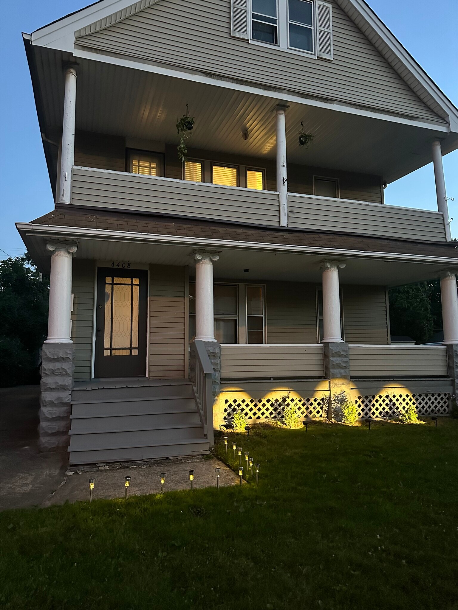 Building Photo - 4408 Alpha Ave