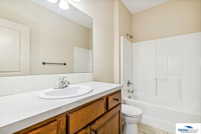 Building Photo - 1716-1718 Bedford