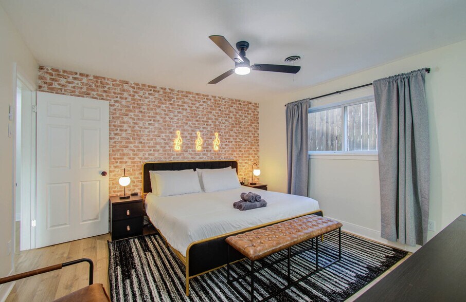 Building Photo - 9306 Bassoon Dr
