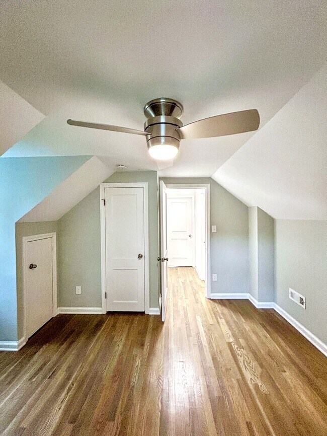 Building Photo - 1513 Cutshaw Pl