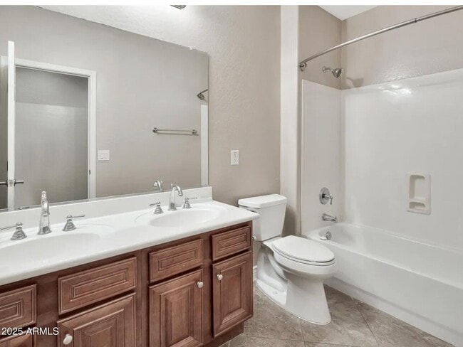 Building Photo - 3220 N 136th Dr
