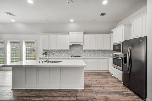 Building Photo - 10835 High Red Mesa