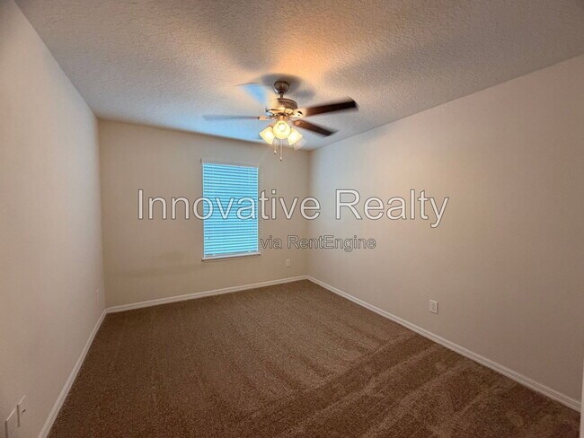 Building Photo - 67 Delacorte Wy