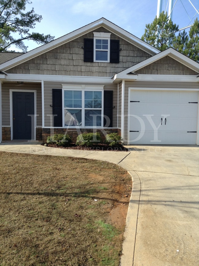 Building Photo - 10-12 Chesney Drive