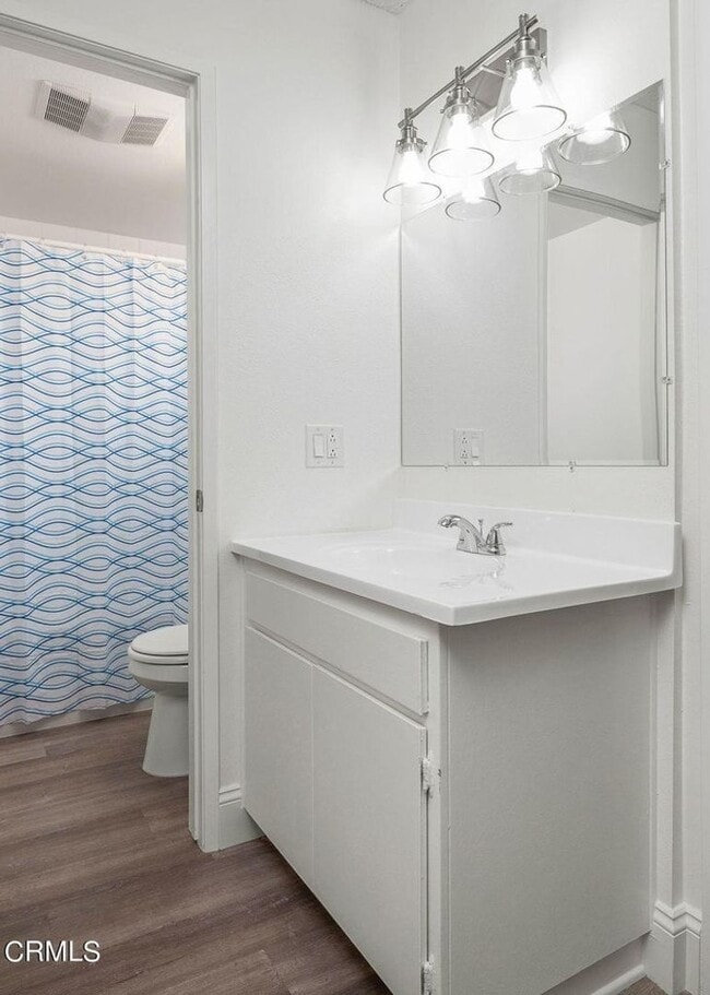 Building Photo - Port Hueneme | 1 Bedroom + 1 Bathroom | An...