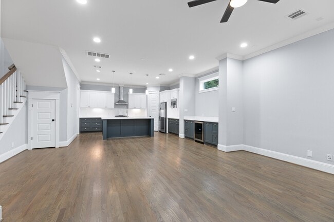 Building Photo - 2515 Judiway St