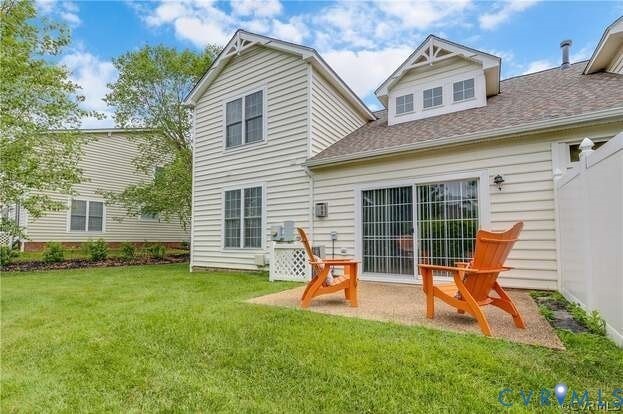 Building Photo - 5442 Fuller Dr