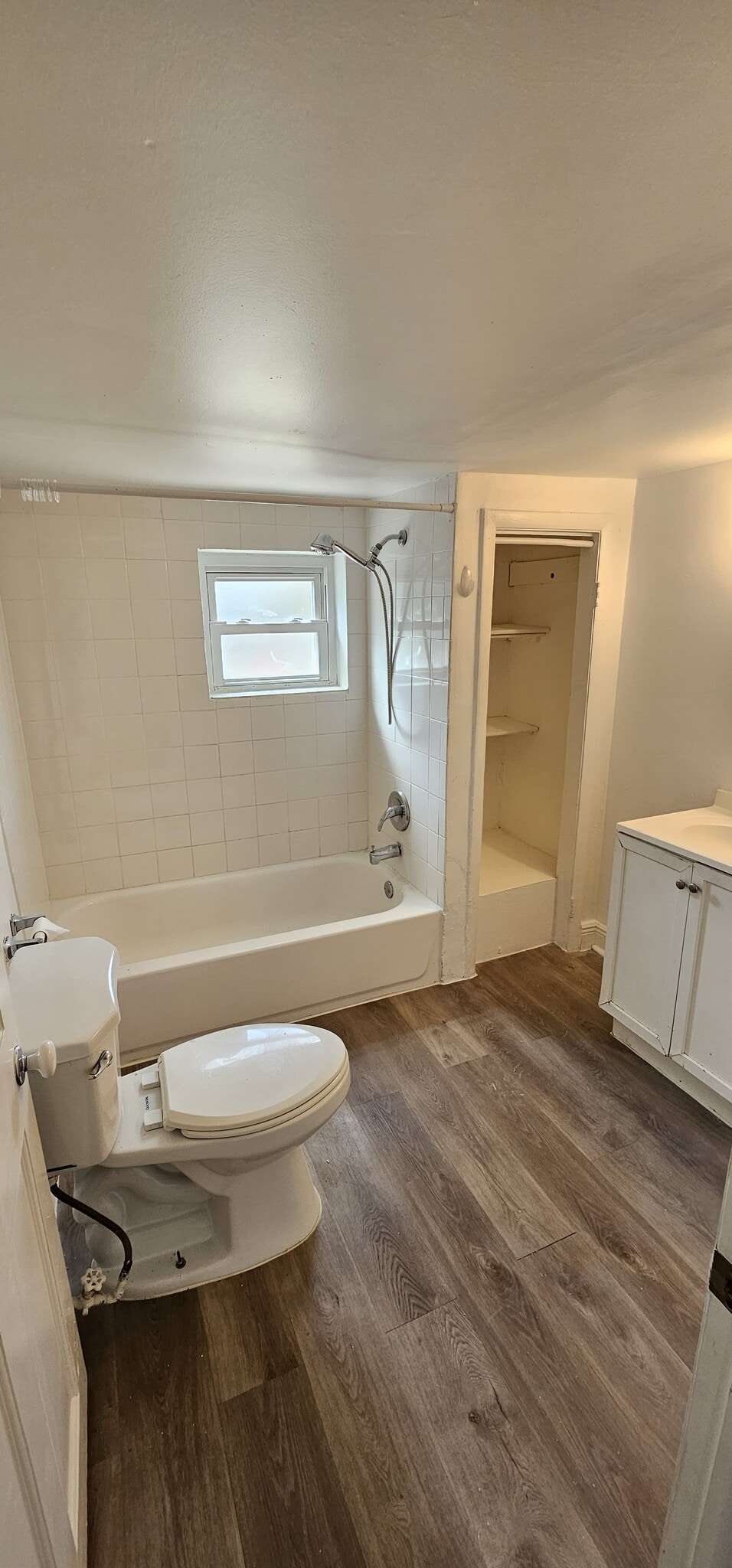 Building Photo - 1820 Roosevelt St