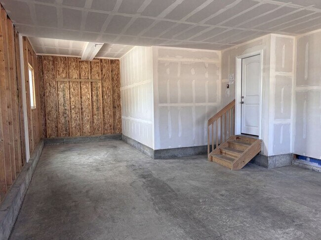 Building Photo - 9377 Mayflower Gulch Wy