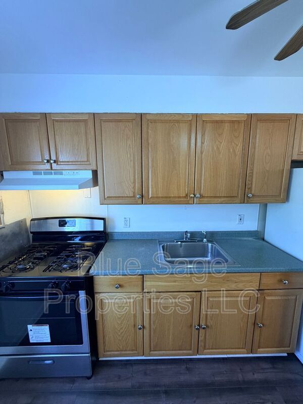 Building Photo - 7 E Berkley Ave