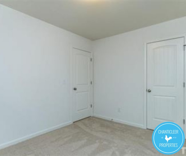 Building Photo - 7 Belhaven Dr