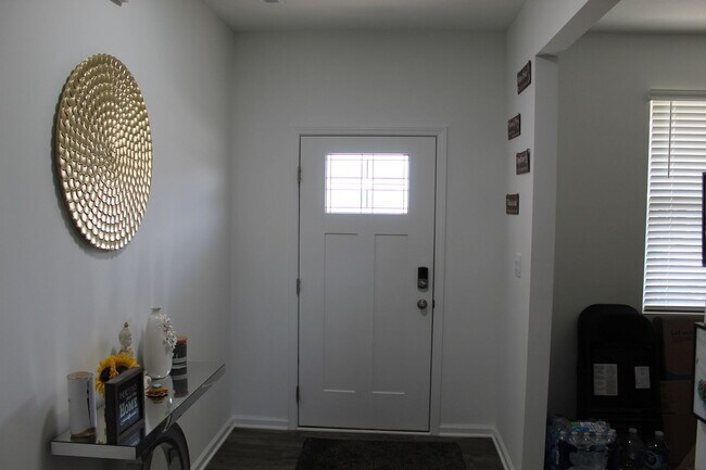 Building Photo - "Coming Soon" Beautiful 5 BR in Danville!