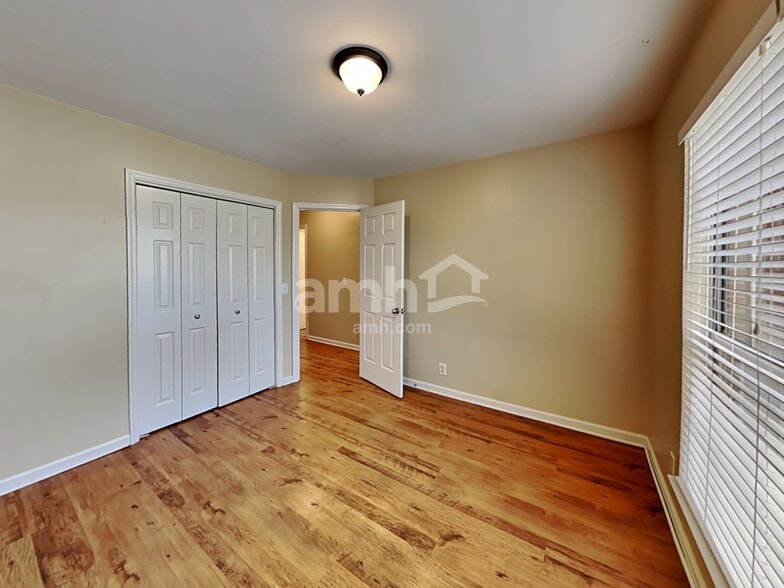 Building Photo - 7821 Farmington Pl