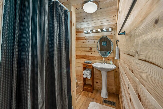 Building Photo - 5351 AL-117