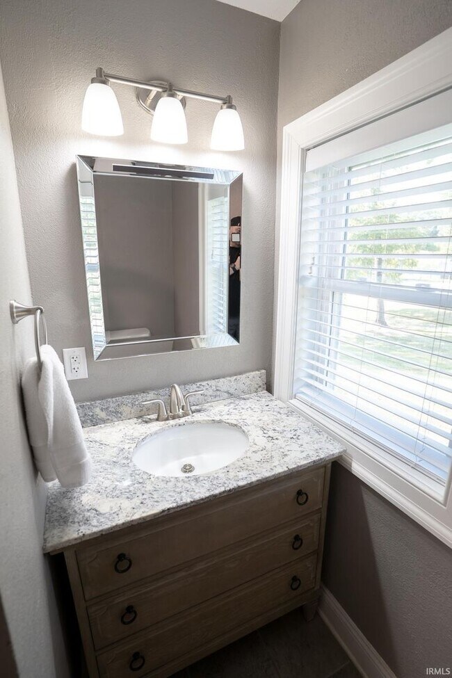 Building Photo - Blue Bungalow on the Northside