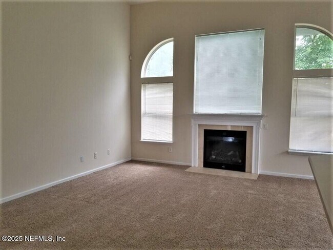Building Photo - 1804 Sea Pines Ln