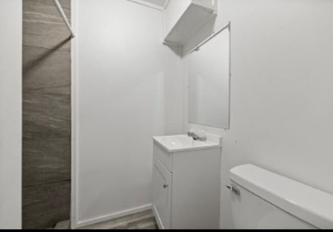 Building Photo - 904 Willsie Ave