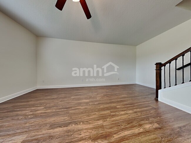 Building Photo - 20324 Calla Lily Dr