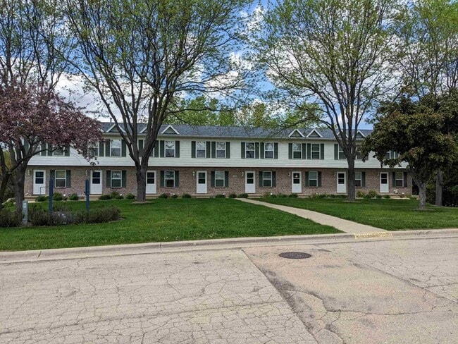 Building Photo - 3122 W Kunkle Blvd