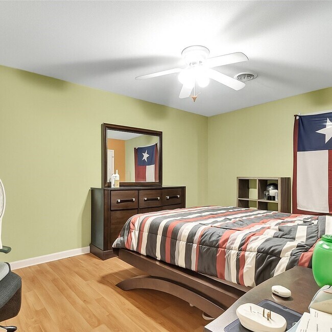 Building Photo - 8514 Rowan Ln