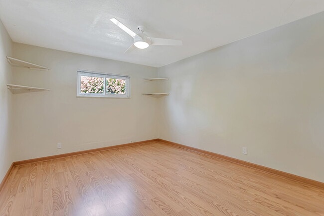 Building Photo - 2501 Linda Vista Avenue