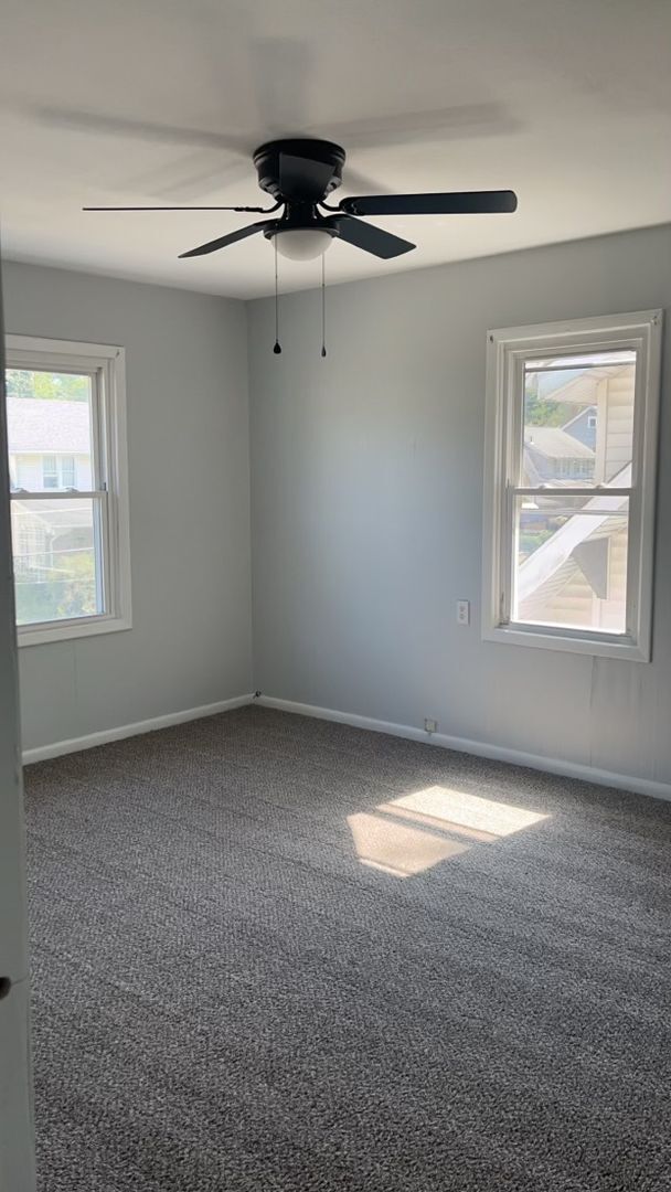 Building Photo - 3-Bedroom, 1-Bathroom Single Family Home f...