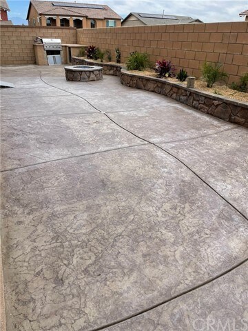 Building Photo - 16461 Cedar View Ln