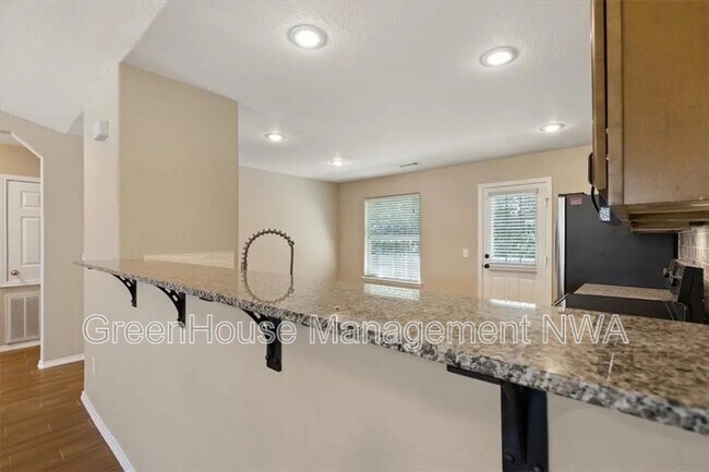 Building Photo - 2705 SW Greensprings Rd