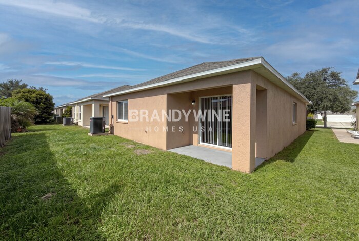 Building Photo - 11750 Lynmoor Dr